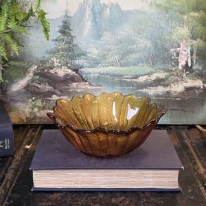 Vintage Indiana Glass Tiara Amber Sandwich Pattern Fruit Bowl 7" Berry Dish